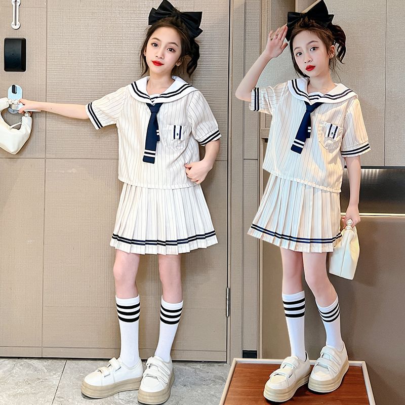 소녀 JK 원피스 2024 여름 새로운 스타일 서양식 큰 어린이 인터넷 여름 소녀들을위한 대학 스타일 짧은 소매 주름 치마