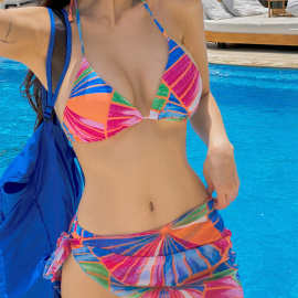 新款比基尼三件套印花绑带性感小胸围裙出口温泉海边潜水冲浪跨境