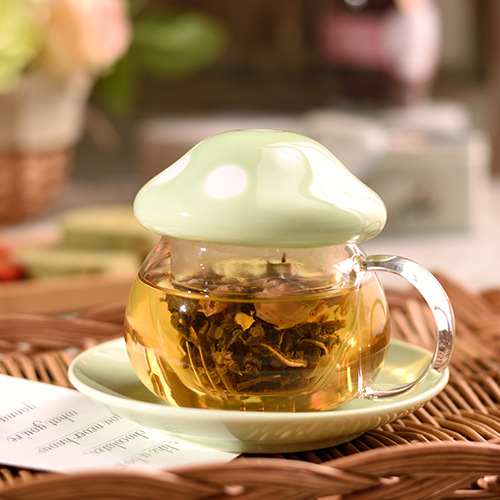 Taza divisoria de té de cerámica de hongos linda transfronteriza, taza de té con filtro, taza de agua, taza de vidrio, taza de té de flores para estudiantes, regalo de la actividad