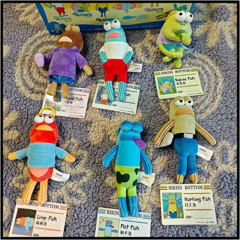 신분증이 포함된 랜덤 스타일 [대형 박스 1개] (지정 불가)