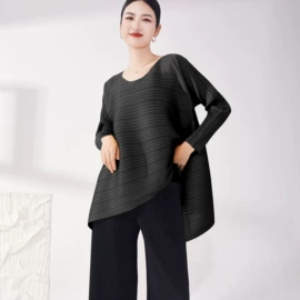 连衣裙;女式T恤;时尚休闲套装