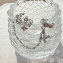 S925银针锆石十字耳夹女无耳洞个性耳骨夹小众设计感流苏耳饰批发