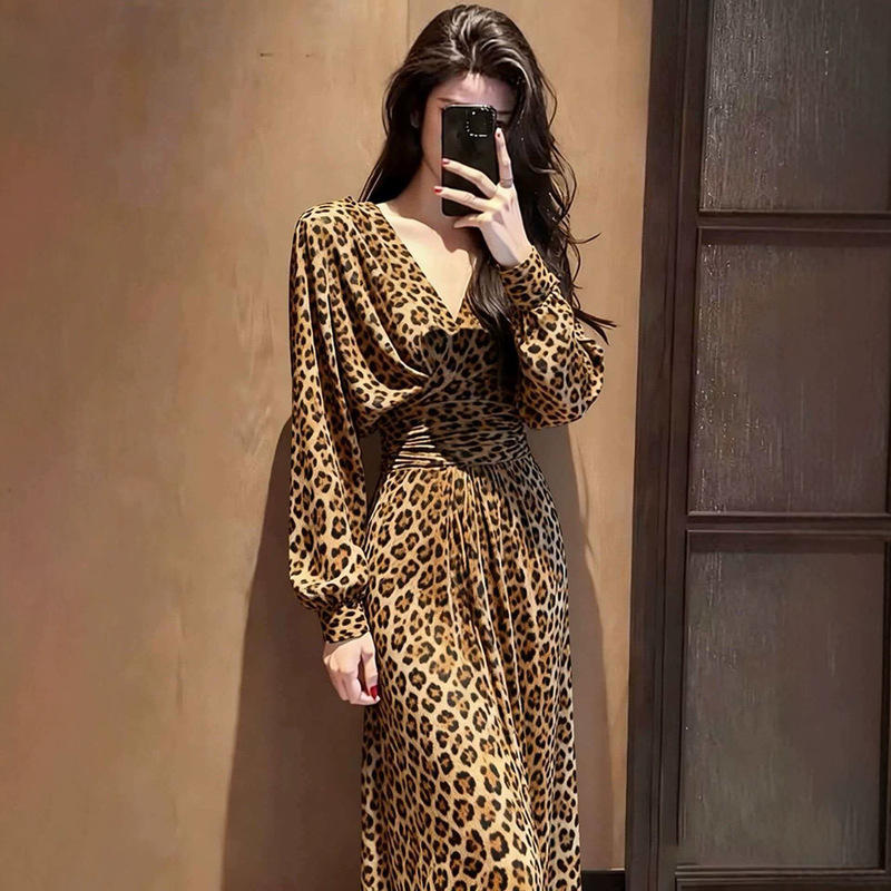 Elegant and Classy Long Dress for Socialites Attending Important Occasions in Early Spring, Leopard Print Dress for Women