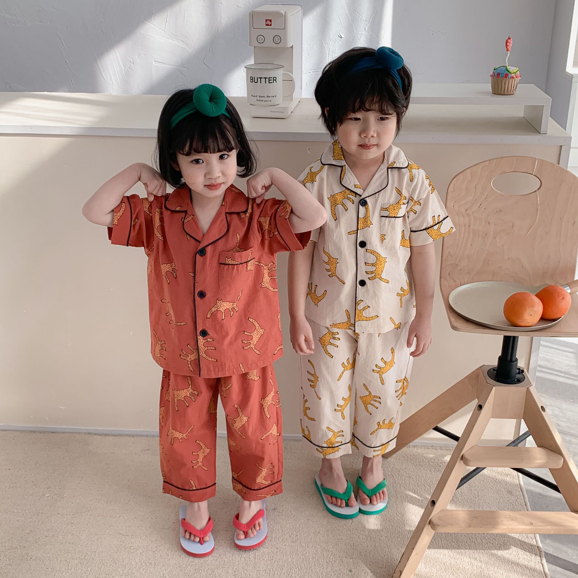 2022 new summer new children's short sleeve Long Pants Pajama Set Boys' and girls' baby home clothes air conditioning suit set