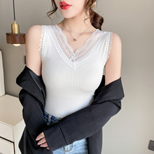 夏装韩版V领蕾丝拼接宽肩背心女修身显瘦无袖上衣打底衫可外穿