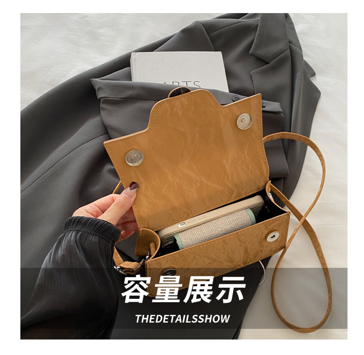 2024 New style women's trendy, fashionable and high-quality single-shoulder handbag, autumn commuting crossbody small square bag undefined