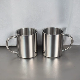 咖啡杯;酒杯;马克杯