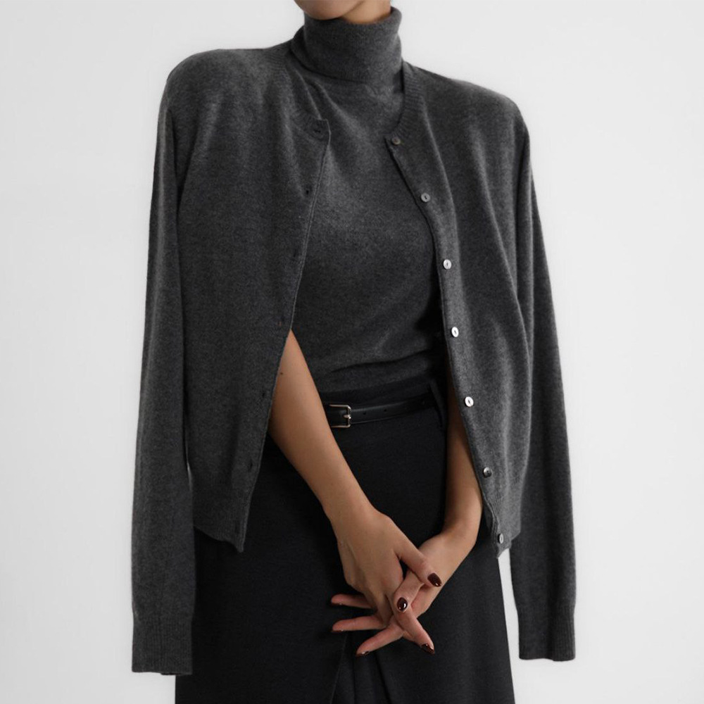 Grenzüberschreitendes Strickset aus europäischem und amerikanischem Material für den Frühherbst 2026: Ärmelloses Shirt mit hohem Kragen + Strickjacke._voghion.com
