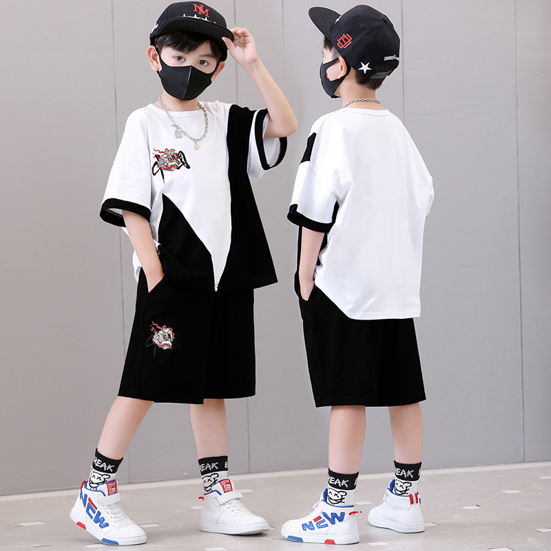 T-shirt a maniche corte 2023 Estate Nuovi pantaloncini per ragazzi medi e grandi per bambini Set casual in due pezzi_voghion.com