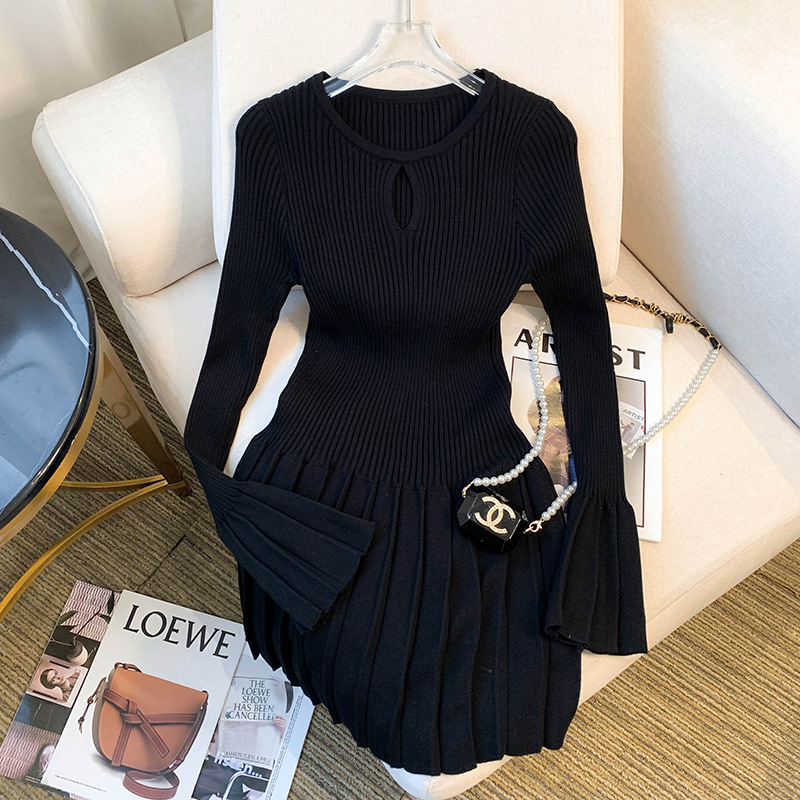 Spring design knitted dress