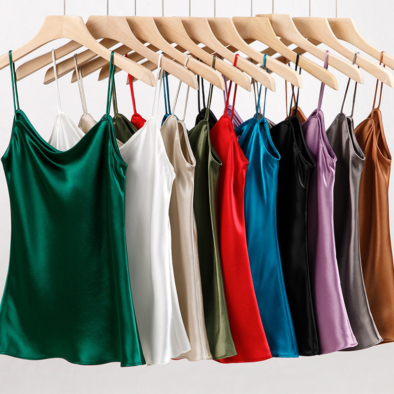 Japanese Triacetate Satin Hyuna Style Short Camisole for Women, Oval Neck, Suitable for Spring, Summer, and Autumn, Made of Acetate Fiber