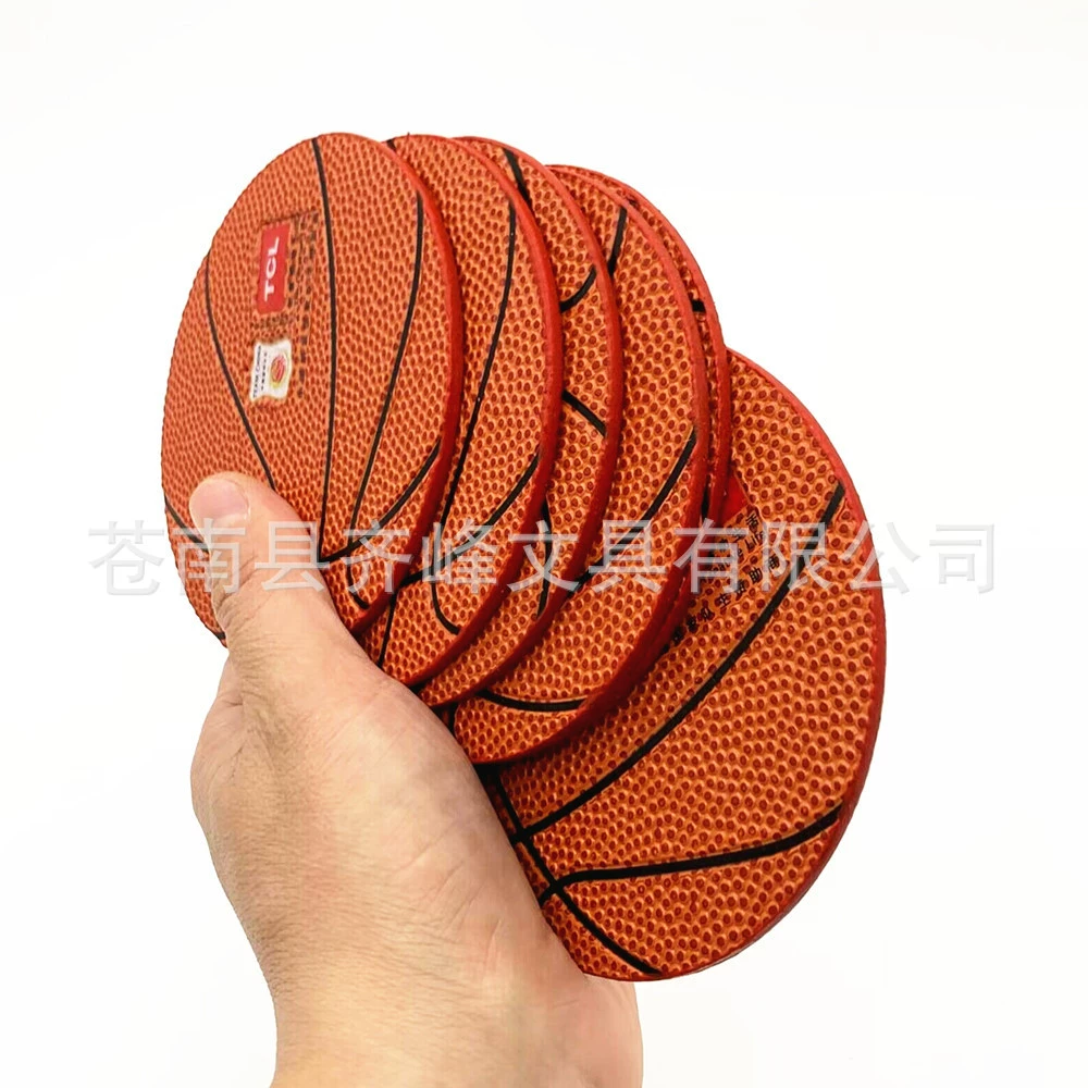 Подставка под кружку из искусственной кожи с тисненым цветным логотипом в виде баскетбольного мяча, диаметр 10 см, имитация кожи PU, обработанные края, производитель Вэньчжоу