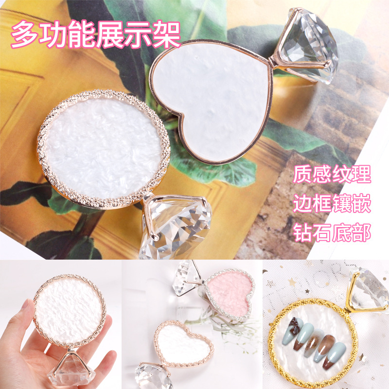 Nuevo Marco de exhibición creativo en forma de corazón borde dorado Cross-border exclusivo diamante Fondo manicura acabado soporte de exhibición pendientes soporte de exhibición