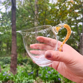 酒杯;果盘、果篮;玻璃杯