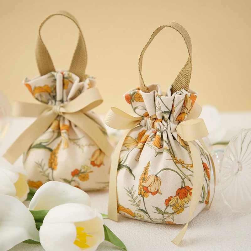 Wedding flowers wedding candy box with portable tulips canvas candy gift bunch pocket wedding bride souvenir gift