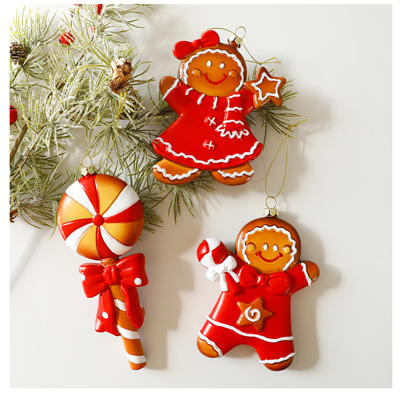 Christmas Ornaments Bulk Set – Santa, Nutcracker, Houses & More (24-Piece Assorted Decorations, Shatterproof Plastic, European-Style Holiday Decor)_voghion.com