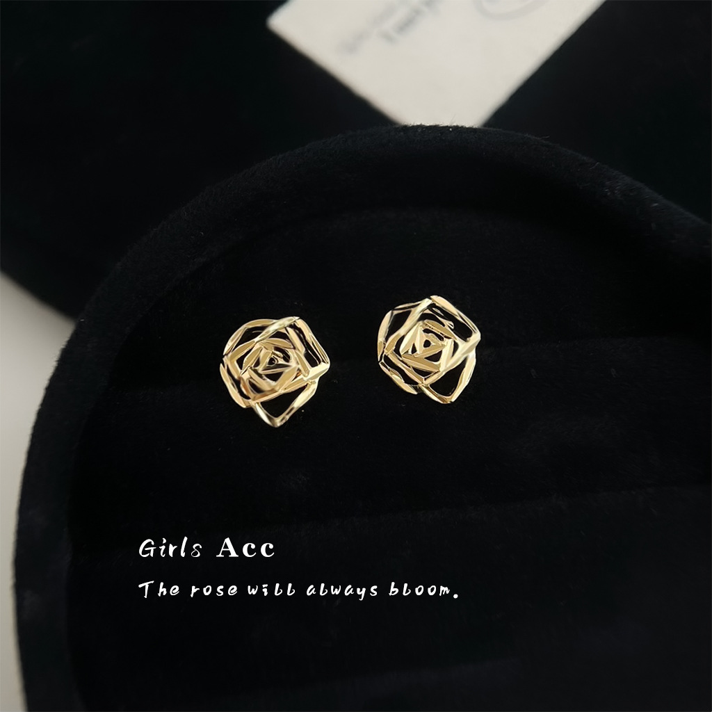 5356_0040_耳语场景新水印 拷贝 38.jpg