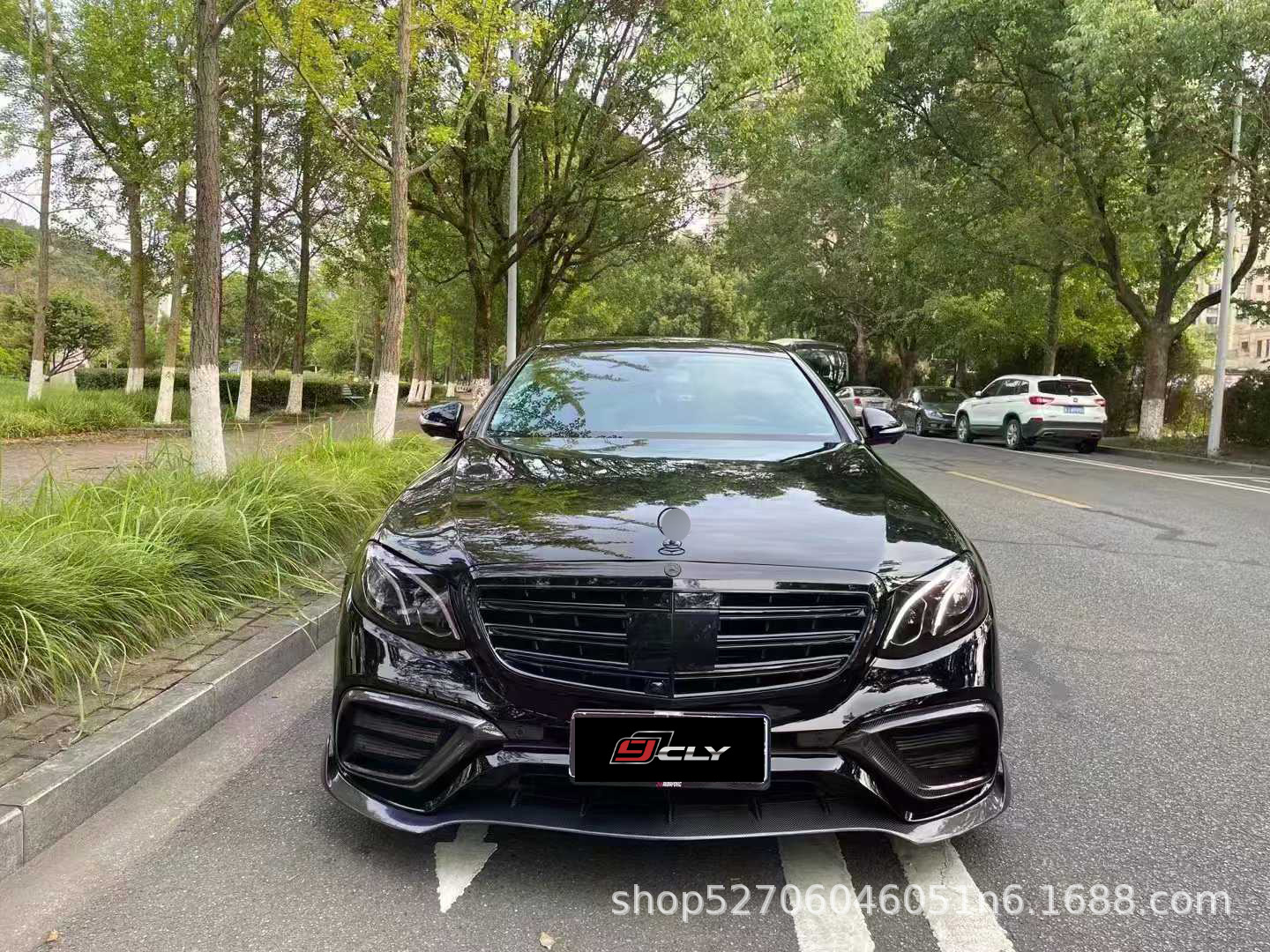 Suitable for 16-20 Mercedes-Benz E-Class W213 Early Model Standard Modification Standard E63Amg Front Bumper Grille Surround