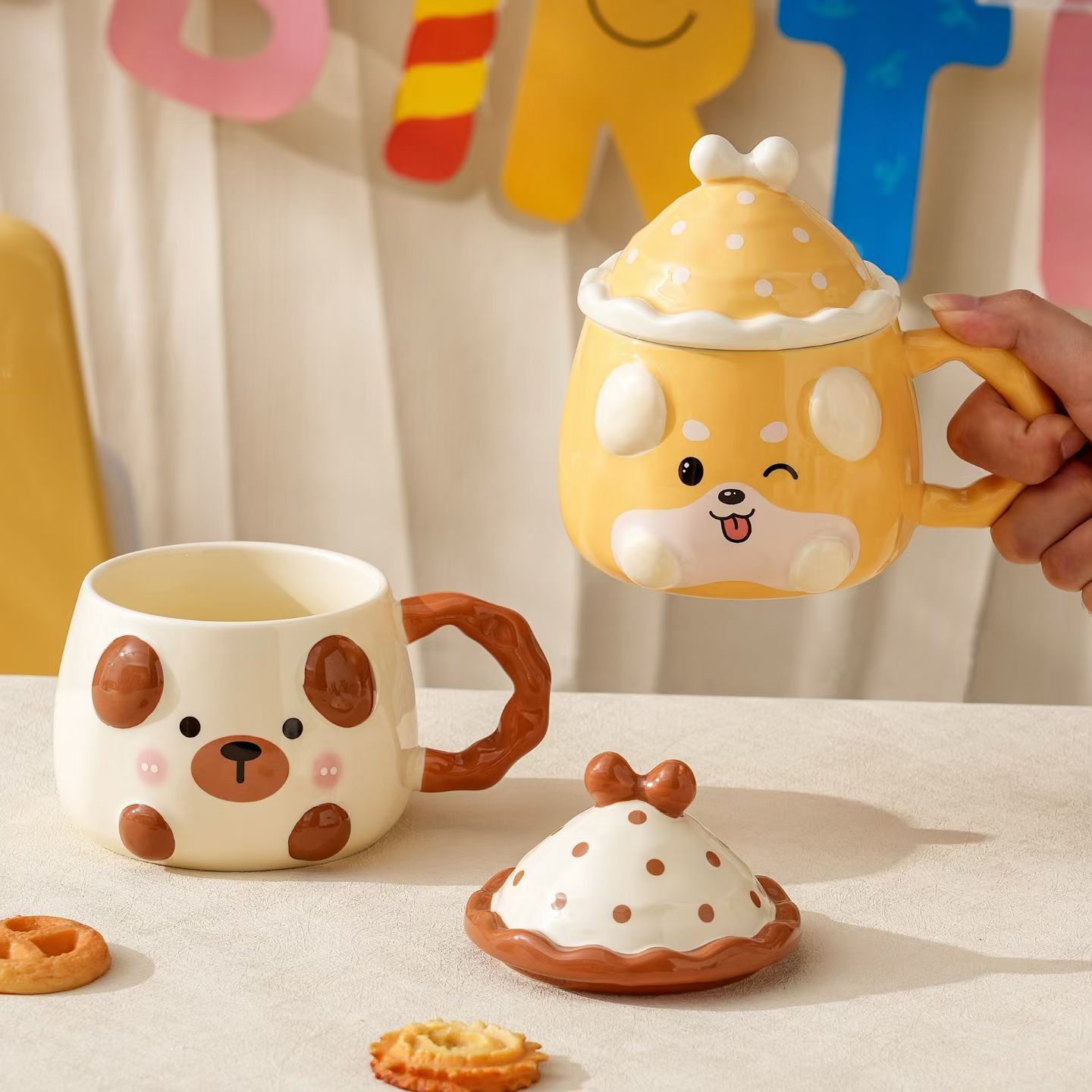 Creativo, encantador, personalidad, cariñosa y divertida, taza de animales de dibujos animados en relieve con tapa de cerámica, taza de agua de alto valor, taza transfronteriza