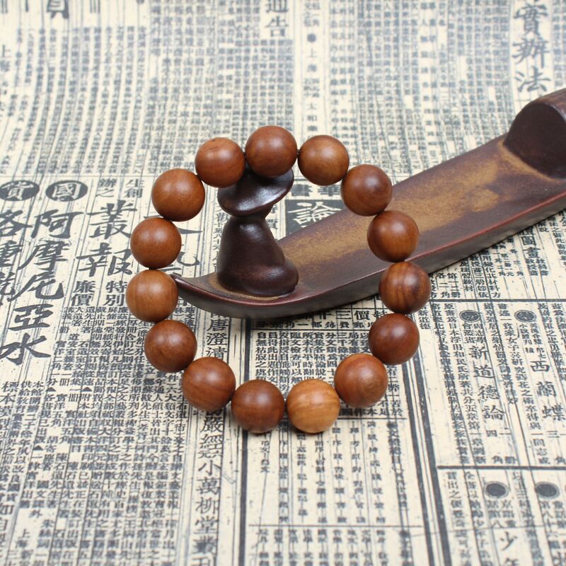 Taoist supplies lightning strike jujube beads hand string 15mm15 men's and women's hand string old material dark hand holes