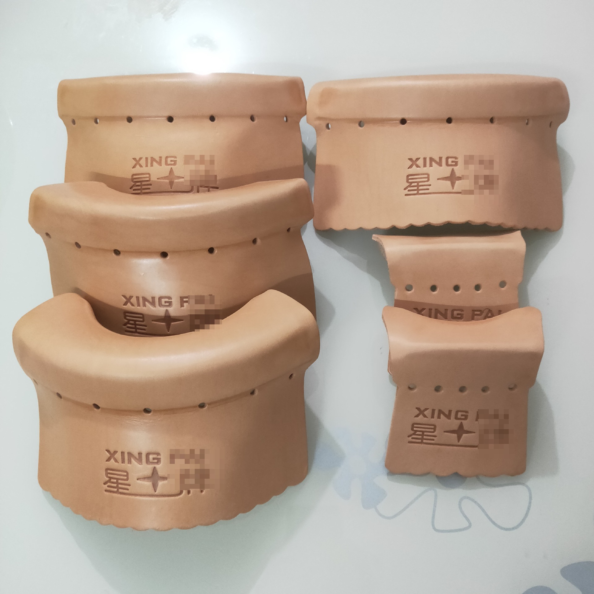 A set of Xing Yan comes with 6 shoelaces