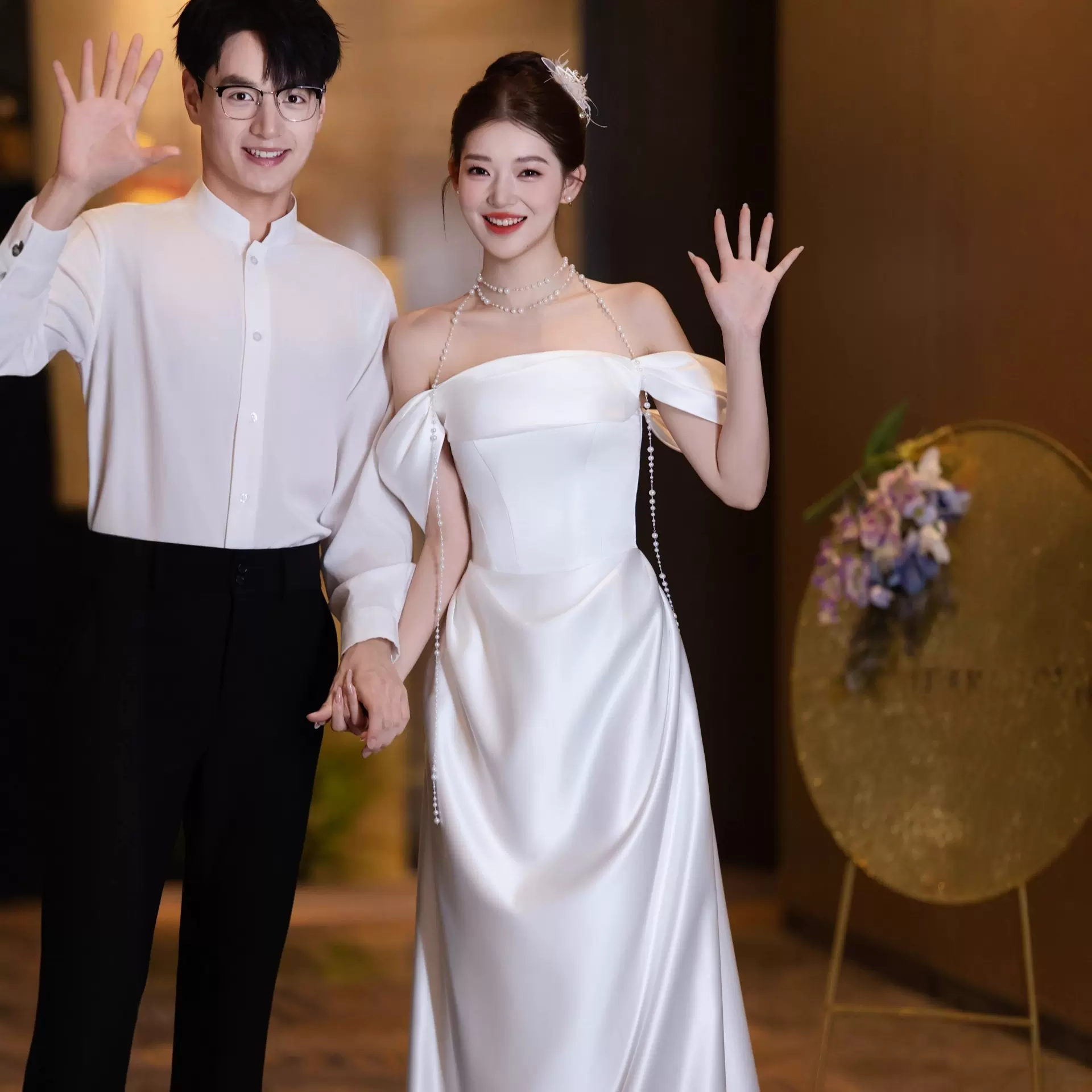 2026新款订婚礼服高级感新娘法式一字肩轻婚纱出门领证轻奢小礼服