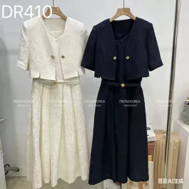 连衣裙;时尚休闲套装;耳钉