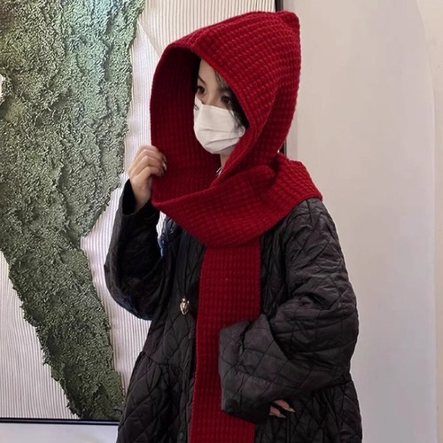 Korean-style shawl collar matching atmospheric knit cap with hood for winter warmth, one-piece knit ear muffs with yarn hat