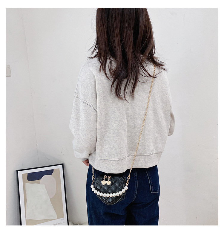 Lingge Pearl Chain Children's Bag Fashion One-shoulder Messenger Bag Coin Purse display picture 20