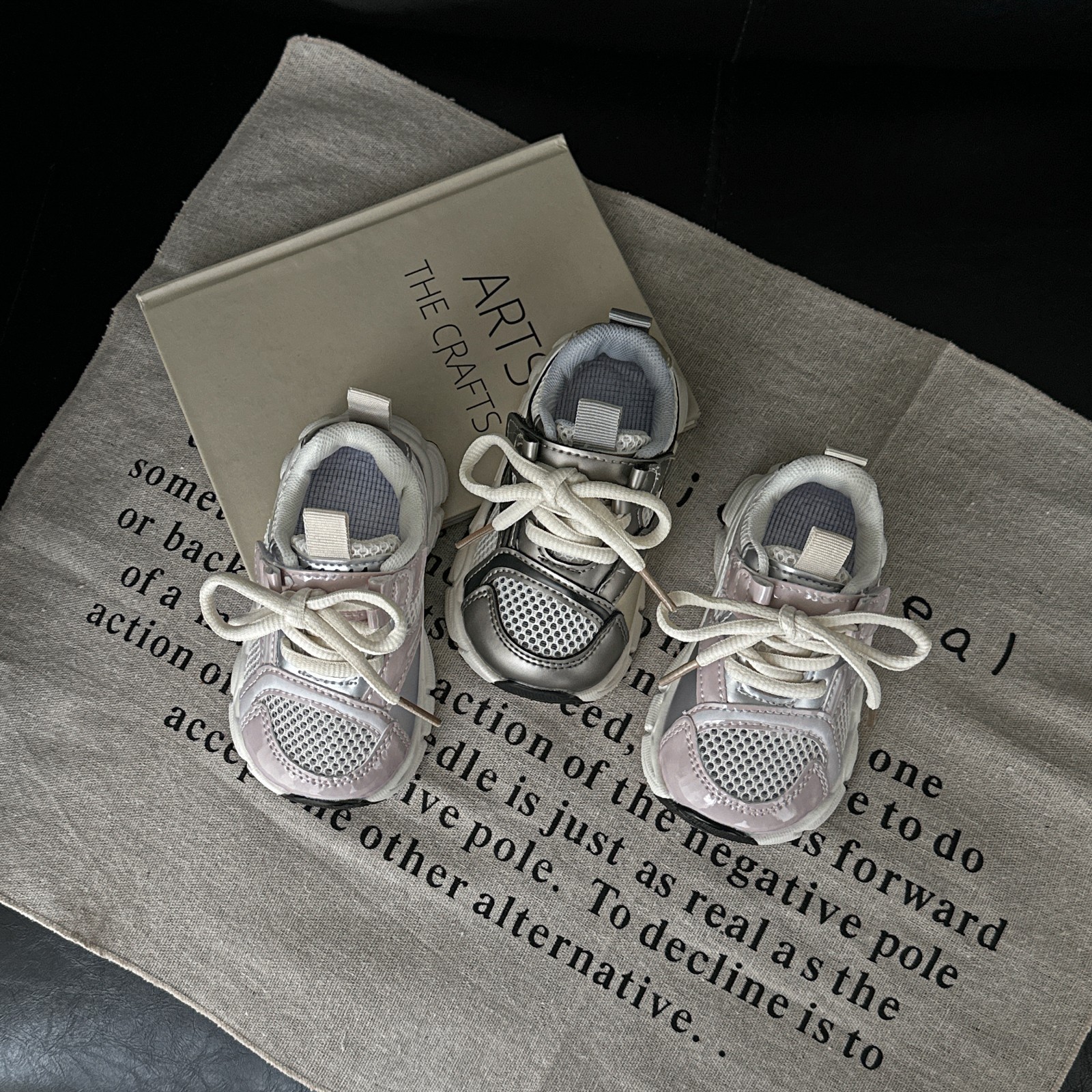 Baby Toddler Shoes 2025 Early Spring New Korean Soft-Soled Dad Shoes Lightweight Breathable Single Mesh Sports Shoes for Boys and Girls