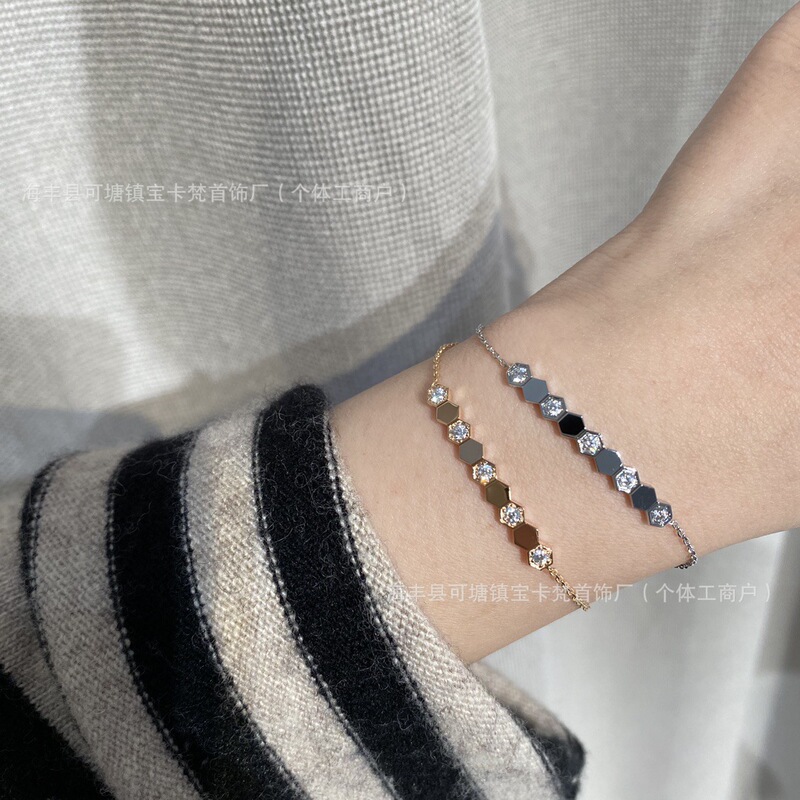 Shangmei 925 Sterling Silver Honeycomb Bracelet for Women, Plated with 18K Rose Gold, Interspersed with Diamonds, Cnc Handcrafted Jewelry, Triangular Shape