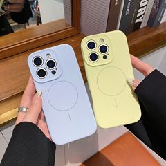 IPhone16携帯電話ケース一体磁気吸引カメラボタン15シリコンリンゴ16promax保護カバーを適用