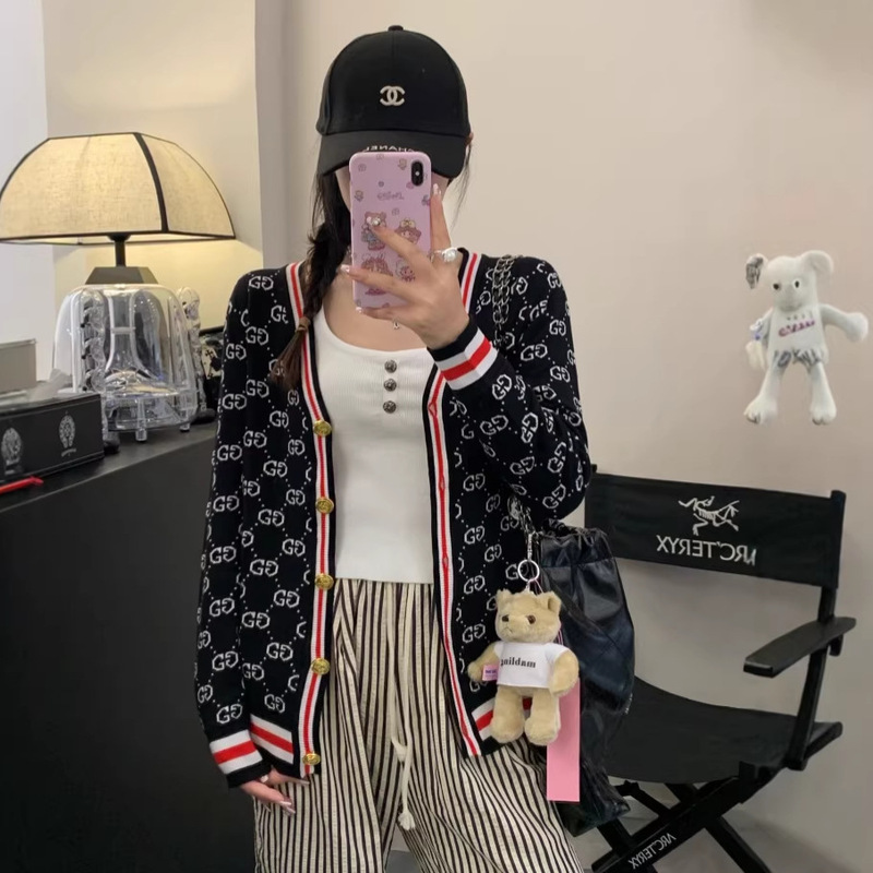 2025 Spring and Autumn Women's New Korean Style V Neck Loose Fairy Trendy Knitted Cardigan Thickened Sweater Jacket Manufacturer