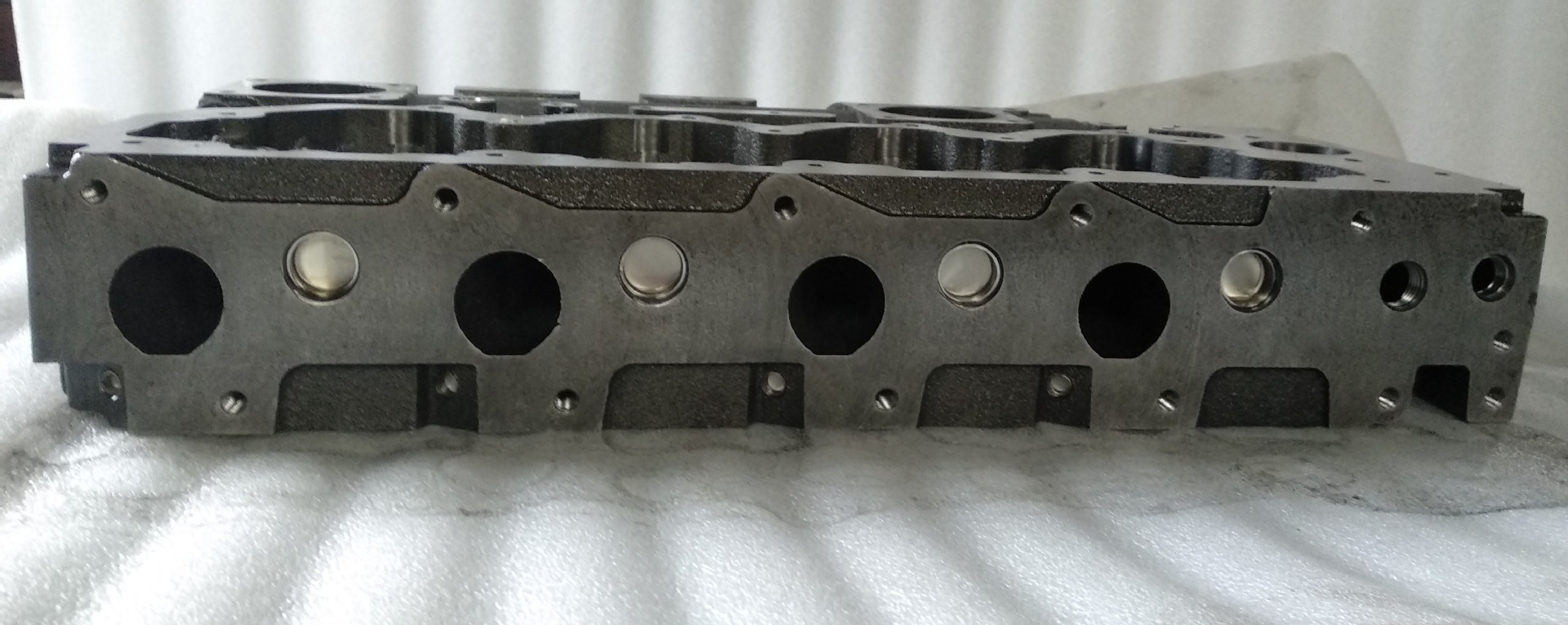 Suitable for Caterpillar C4.4 cylinder head engine cylinder head assembly parts, available for wholesale