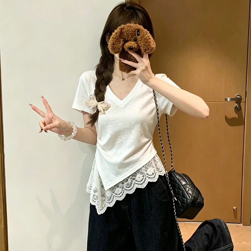 Irregular Lace Splicing V-Neck Waist-Cinching Short-Sleeve T-Shirt for Women, Summer Plus-Size Loose Fit, Slimming Versatile Top, Trendy Irregular Lace Splicing V-Neck Waist-Cinching Short-Sleeve T-Shirt for Women, Summer Plus-Size Loose Fit, Slimming Versatile Top, Trendy