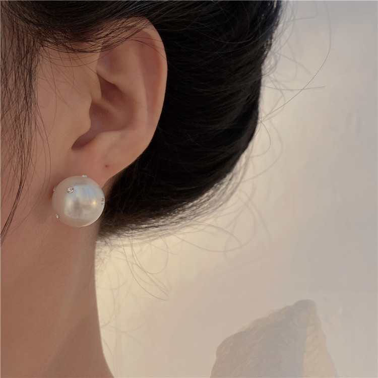 Fashion Geometric Imitation Pearl Plating Rhinestones Womenu0027S Ear Studs 1 Pair