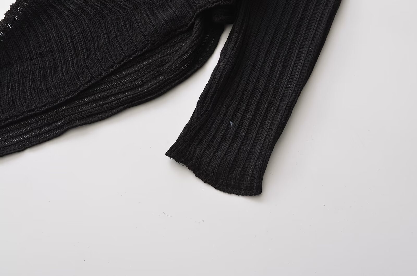 Oh, women's clothing 2024 summer new item asymmetric mesh perspective sexy knitting on top_voghion.com