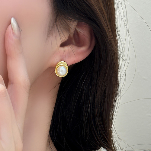 s925 sterling silver freshwater pearl geometric shaped earrings for women summer ins cool style commuting irregular design earrings