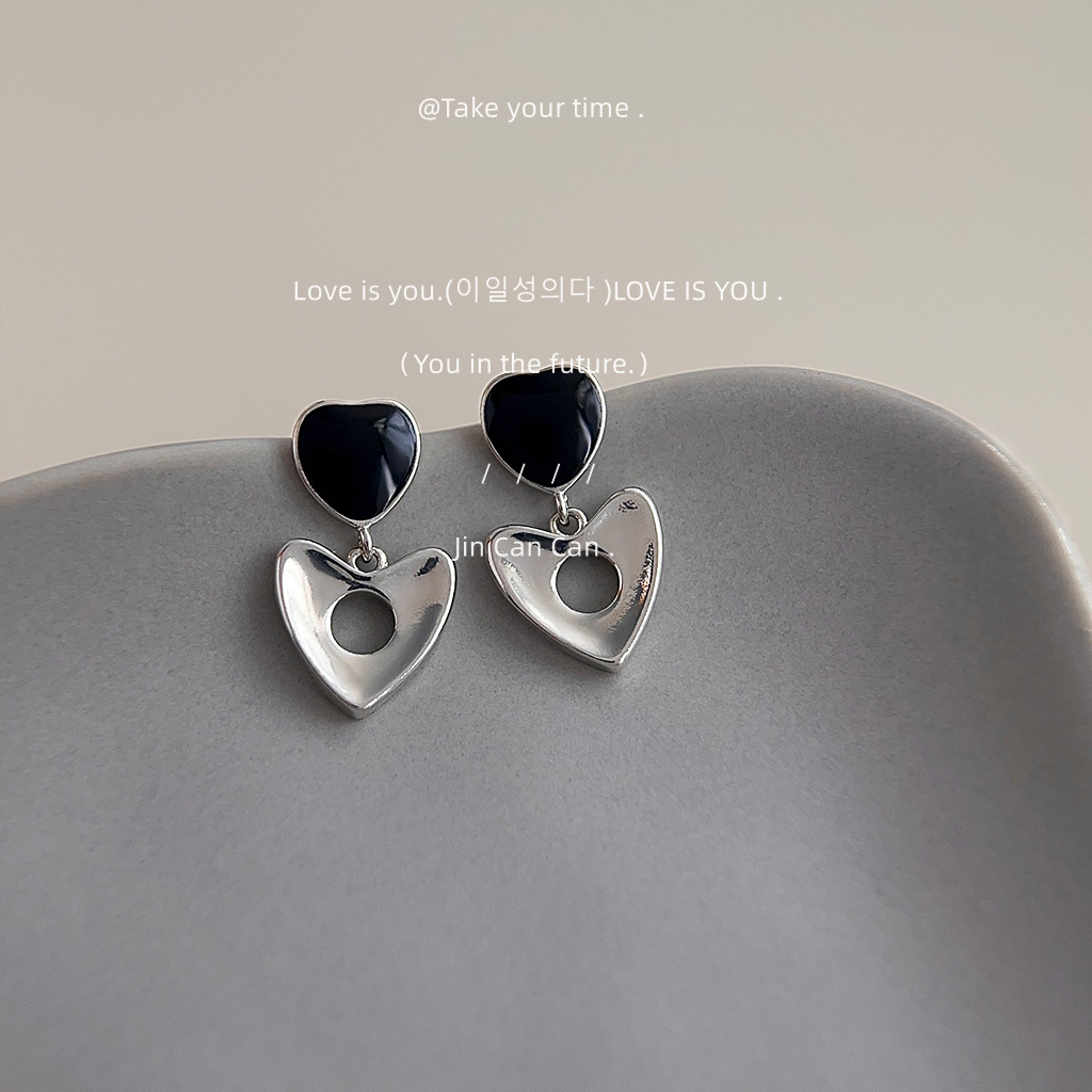 Unique Black Enamel Drop Earrings With Elegant Hollow Heart Design_voghion.com