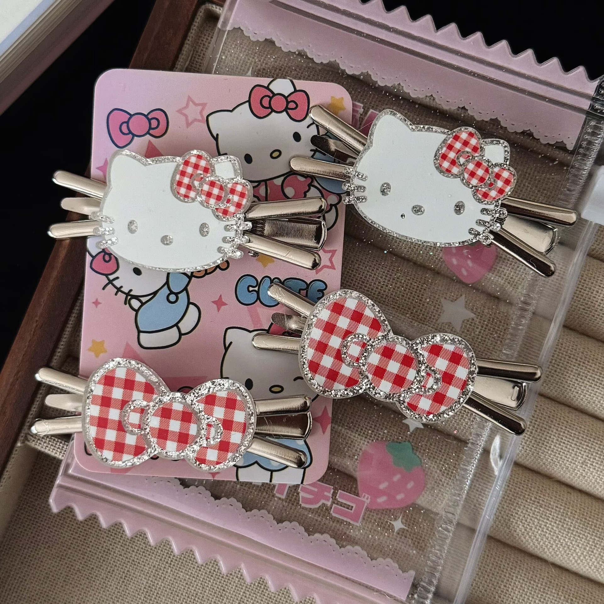 Sweet Cool Style Red Cat Cross Hairpin Cartoon Sweet Girly Style Bangs Duckbill Hairpin Hairpin Hair Accessories Wholesale Clip