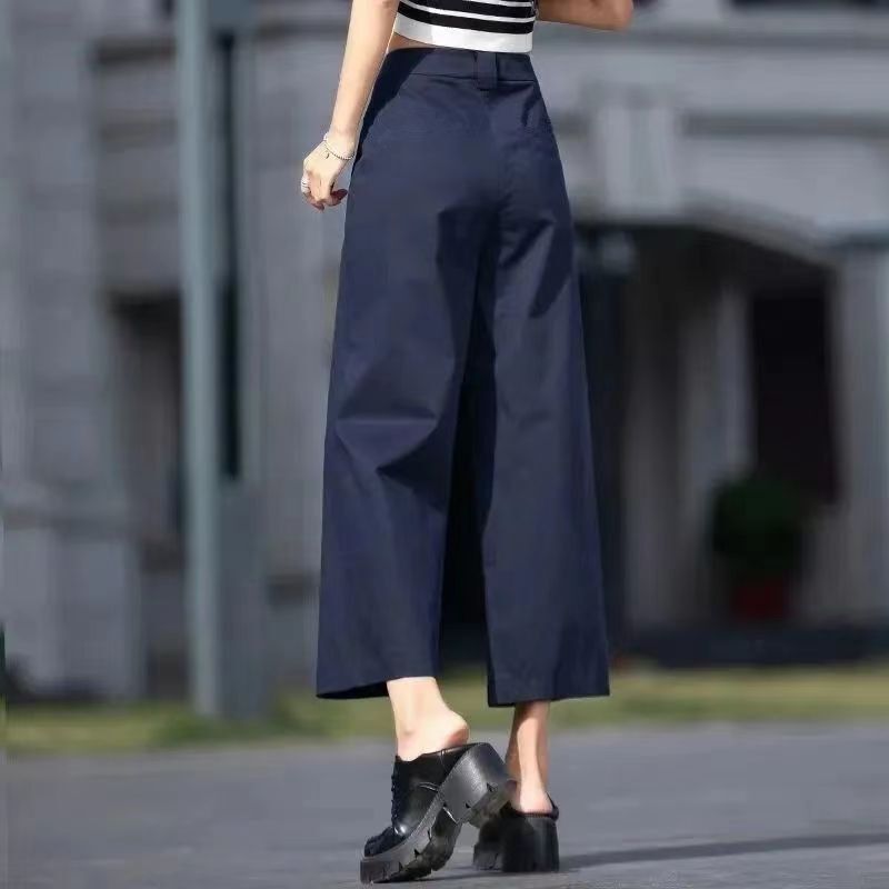 Fashionable and versatile navy blue cropped casual pants, new summer style, loose fit, slimming and flattering for pear-shaped body, straight-leg pants Fashionable and versatile navy blue cropped casual pants, new summer style, loose fit, slimming and flattering for pear-shaped body, straight-leg pants