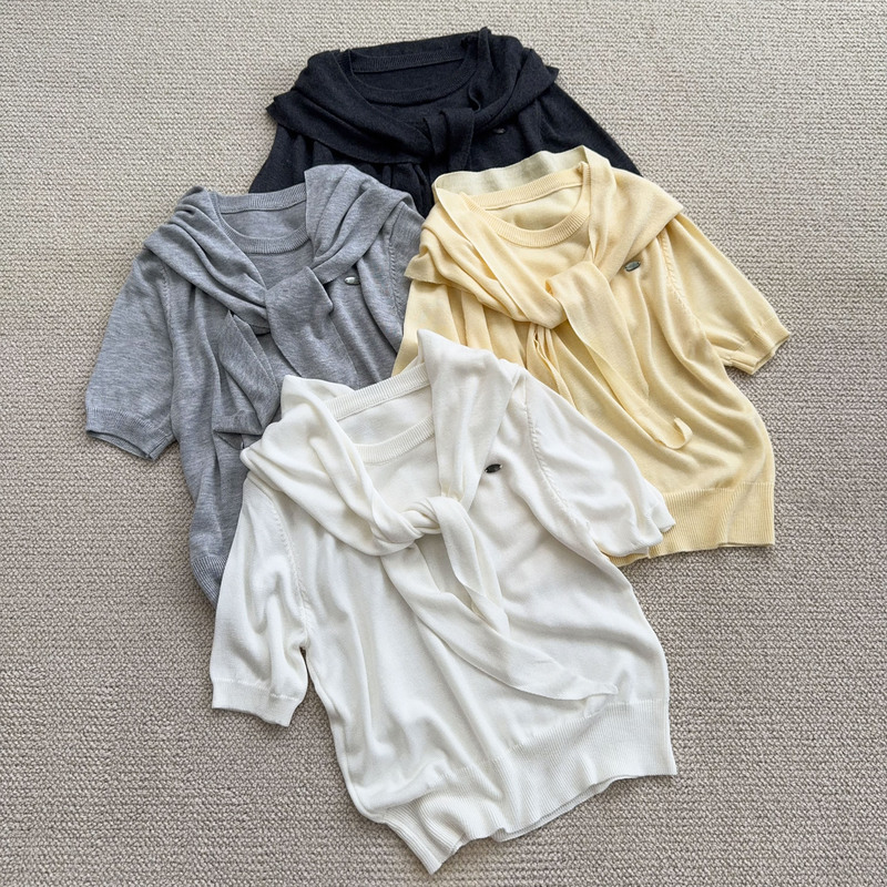 Korean-Style Cream Yellow Round-Neck Short-Sleeved Knitwear Two-Piece Set for Women, Spring and Summer Design, Triangular Scarf, Shawl, Versatile Top
