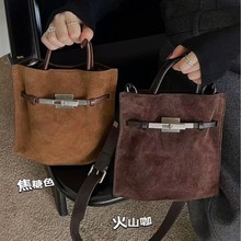 复古真皮磨砂手提信封包包女2025秋冬新款小众设计托特单肩斜挎包