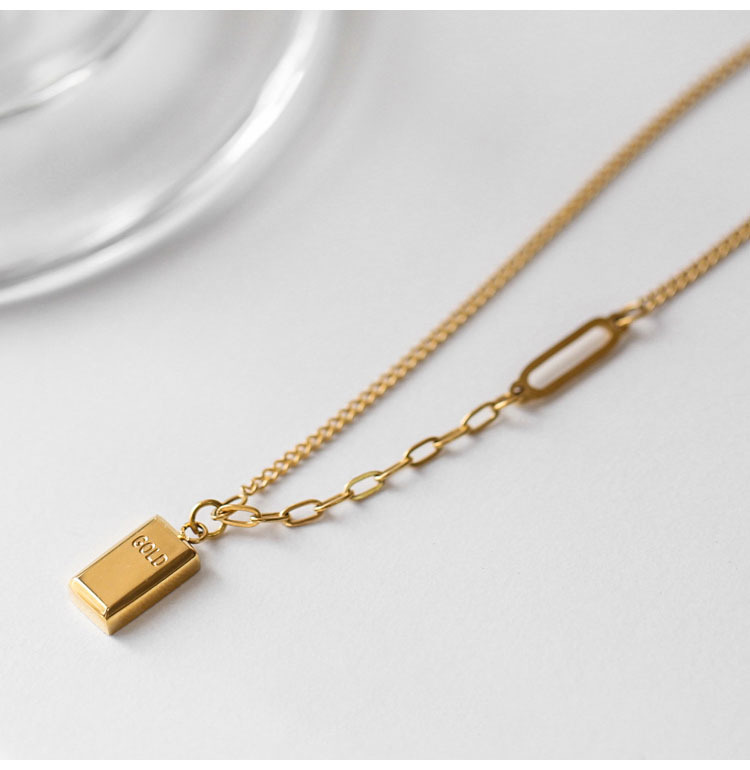 Tobillera con barra dorada para mujer joya de pie elegante_voghion.com