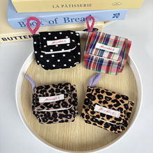 MAY RABBIT�ɐ۷��w���C�ױ��o�ך��{�����C��������XС���ռ{��