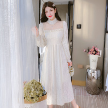 2023秋季新款蕾丝连衣裙女打底显瘦收腰网纱拼接半高领气质裙子