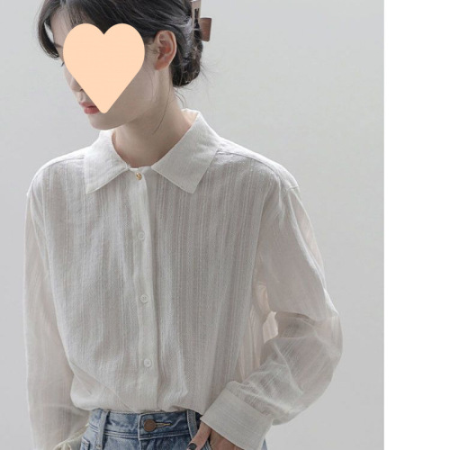 2025 Spring Autumn French Retro White Women's Long Sleeve Design Focused Uniquely Versatile Base Top