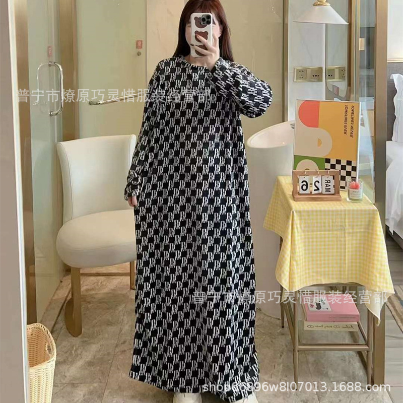 Pijamas de mujeres otoño invierno de franela lindo dibujo animado 2024 nuevo coral de lana gruesa falda cálida ropa para el hogar