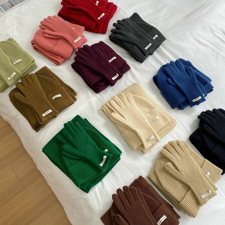 Premium three-piece set! Autumn and winter solid color hat, scarf, and gloves set for men and women, warm neck warmer and knitted hat
