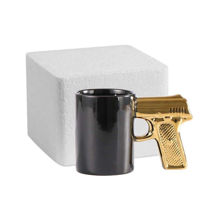 Taza de cerámica creativa oro plata pistola taza de mango de la pistola taza de agua personalizada taza de café taza de modelado 3D taza de esmalte taza